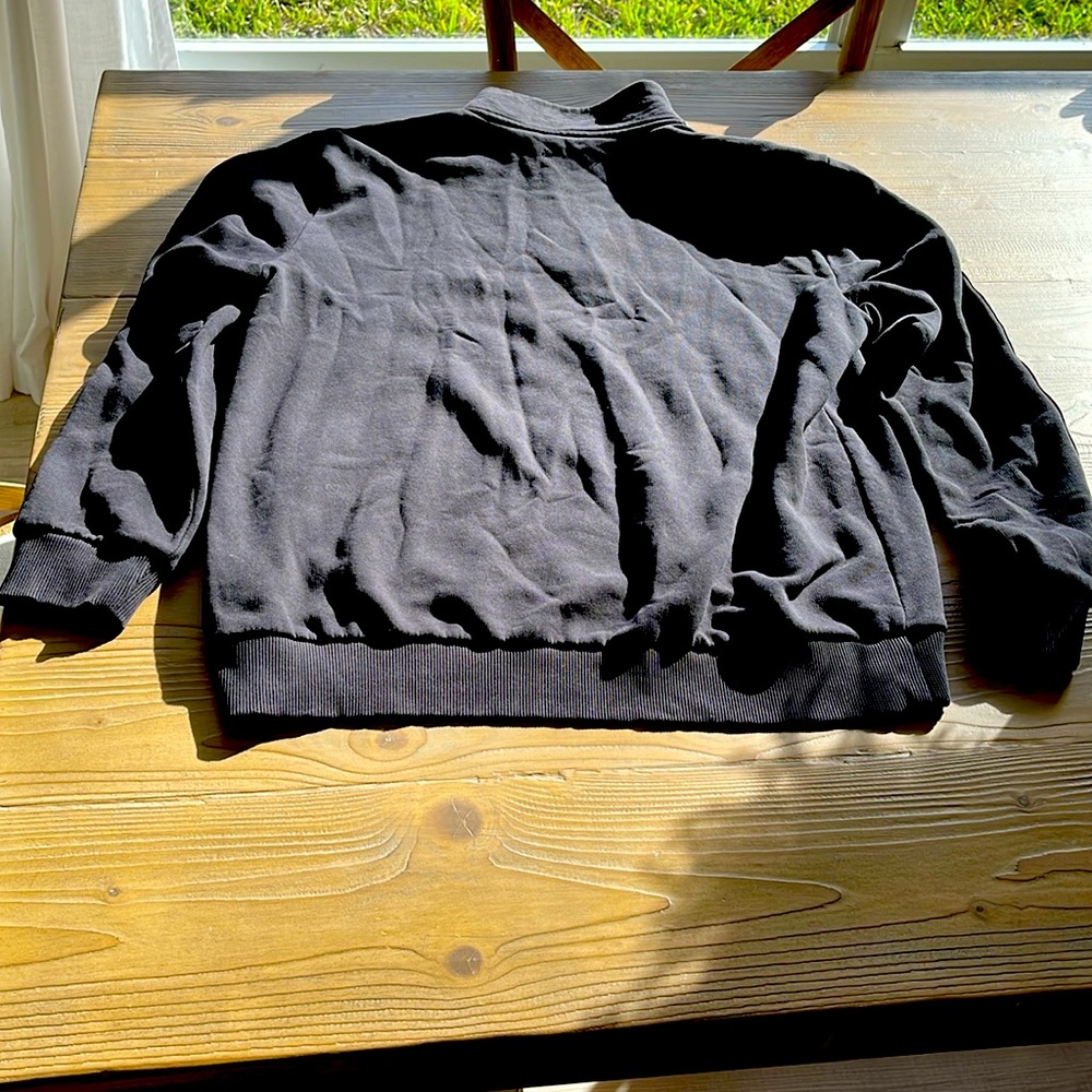 Men’s Calvin Klein quarter zip sweatshirt. Size large. EUC.